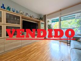 Piso En venta en Lloreda, Badalona photo 0