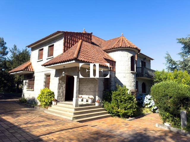 Oportunidad única: Casa con terreno y vistas en el corazón de Hío. photo 0