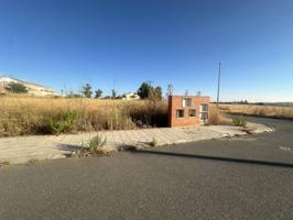 Terreno en venta en Nambroca photo 0