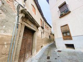 Edificio en venta en Casco Antiguo photo 0