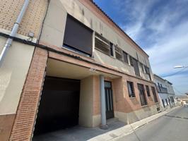 Se Vende Piso en Olias del Rey photo 0