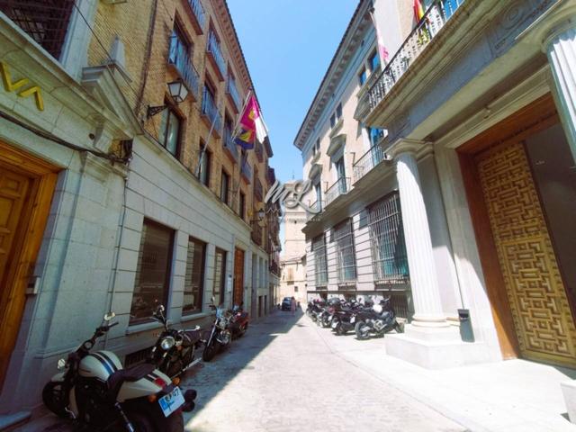 Piso en venta en el CASCO HISTORICO DE TOLEDO photo 0
