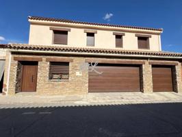 Marín Lara Vende Impresionante Chalet en Sonseca (Toledo). photo 0