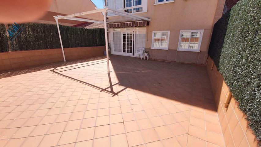 RAYMU Alquila photo 0