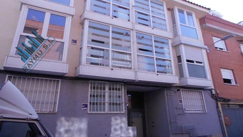 RAYMU Vende photo 0
