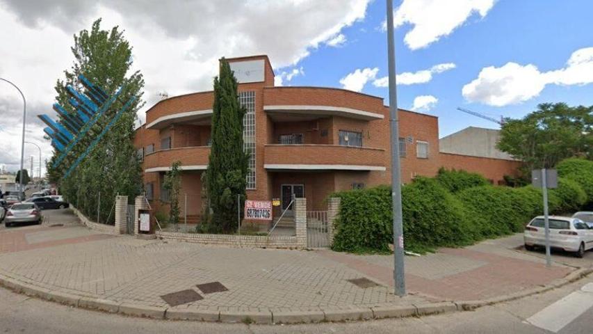 RAYMU Vende photo 0