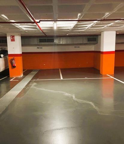 VENTA DE PLAZA DE PARKING EN ZONA PEDRALBES photo 0