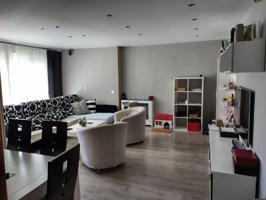 Espectacular vivienda familiar en urbanización privada photo 0