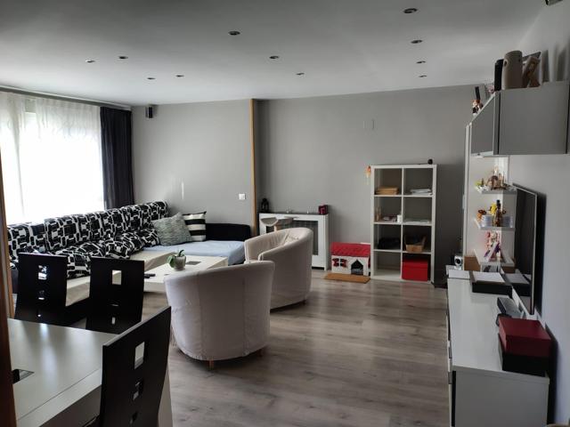 Espectacular vivienda familiar en urbanización privada photo 0