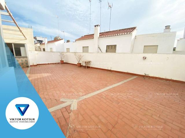 Piso con Terraza Enorme en el Centro de Roquetas photo 0