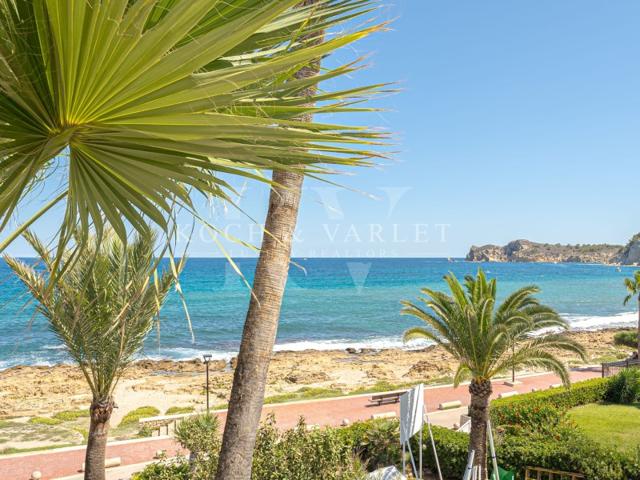 Villa En venta en La Caleta, Jávea - Xàbia photo 0