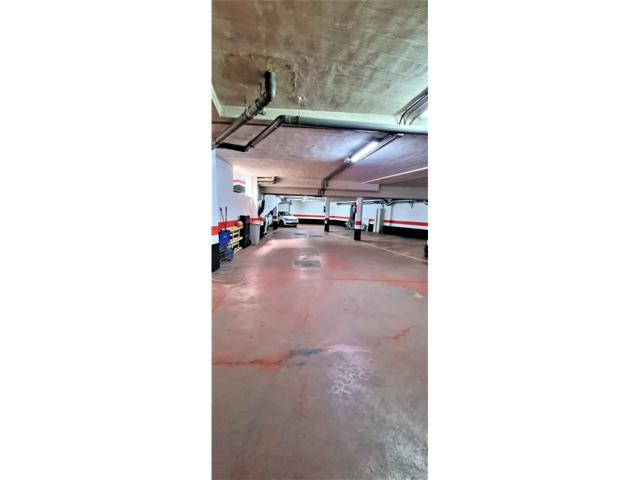 Ten Piso Alcalá, ALQUILA 4 plazas de Garaje, de muy buenas dimensiones y en un aparcamiento de fácil maniobra. photo 0
