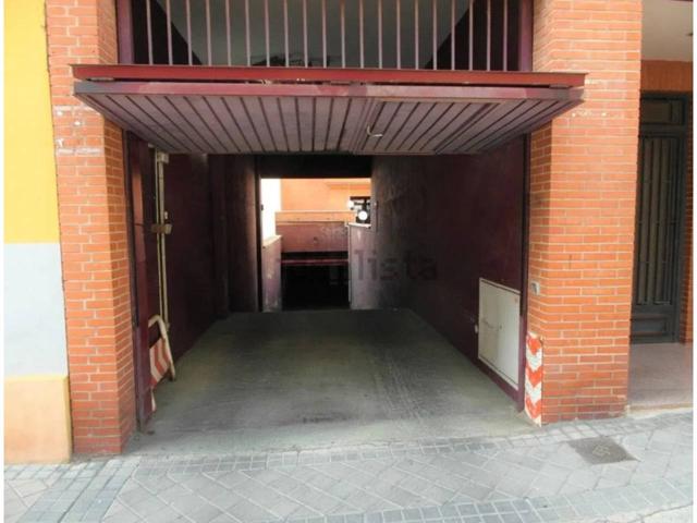 Excelente plaza de GARAJE, para coche grande, próxima a la calle Alcalá. photo 0
