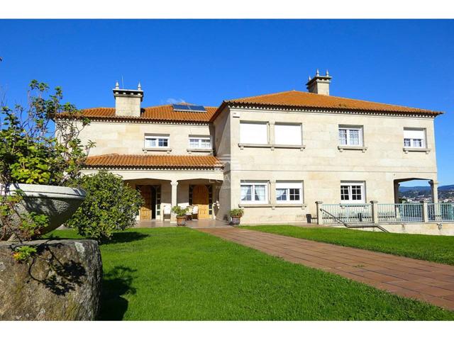 Espectacular Chalet en Pontevedra photo 0