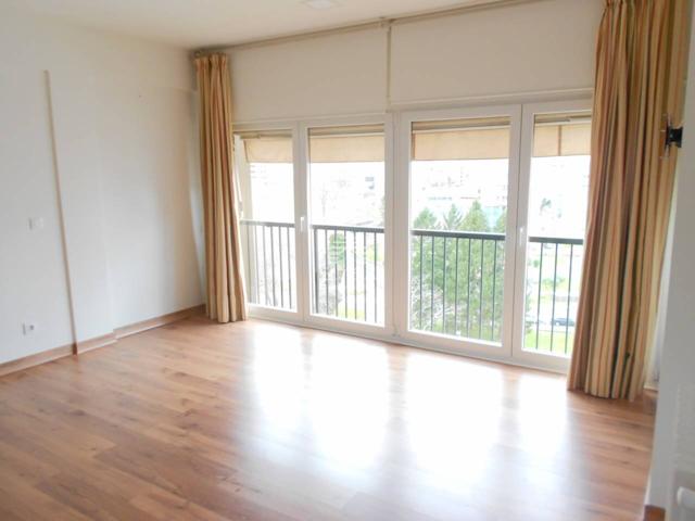 Venta de piso en Pontevedra Capital photo 0