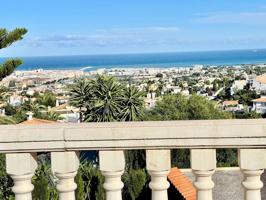 Piso En venta en Dénia photo 0