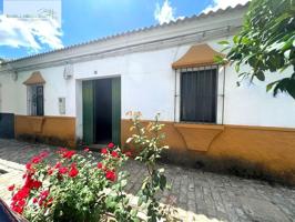 CASA EN EL CENTRO DE GERENA DE 320M2. photo 0