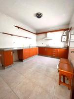 OPORTUNIDAD DE LOCAL COMERCIAL Y VIVIENDA EN LA LOCALIDAD DE GUILLENA, SEVILLA. photo 0