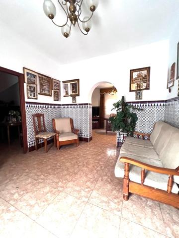 OPORTUNIDAD DE VIVIENDA EN GUILLENA, SEVILLA. photo 0