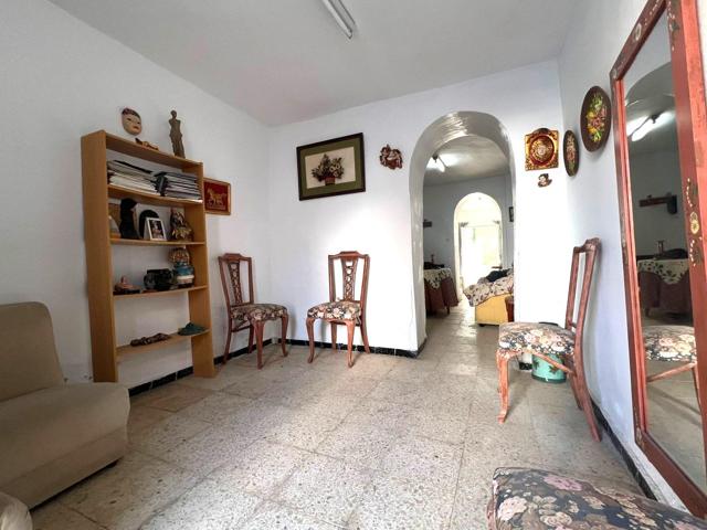 VIVIENDA PARA REFORMAR EN EL CENTRO DE GUILLENA, SEVILLA. photo 0