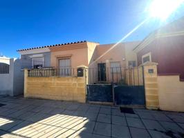 ENCANTADORA VIVIENDA DE PLANTA BAJA EN LA LOCALIDAD DE BURGUILLOS, SEVILLA. photo 0