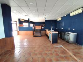 OPORTUNIDAD DE NEGOCIO EN VENTA Ó ALQUILER ENLA LOCALIDAD DE BURGUILLOS, SEVILLA. photo 0