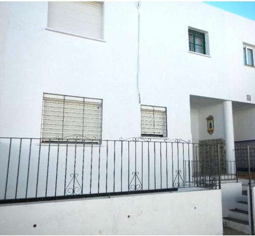 VIVIENDA DE DOS PLANTAS DE VPO EN CASTILBLANCO DE LOS ARROYOS, SEVILLA. photo 0