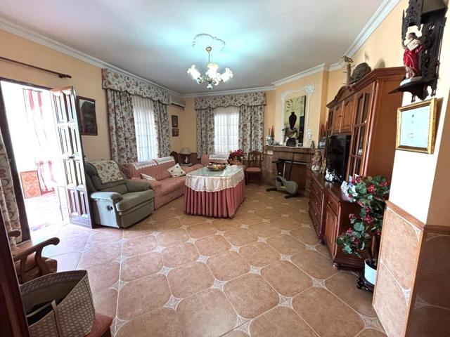 TU NUEVO HOGAR TE ESPERA EN VILLAVERDE DEL RÍO photo 0