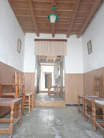 🏡 Encantadora Vivienda con Gran Terreno en el Centro de Alcalá del Río photo 0