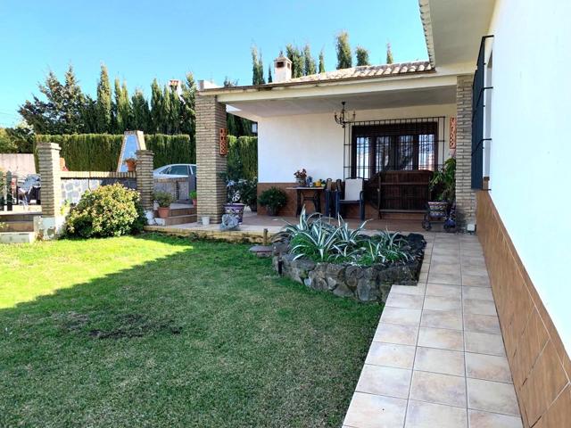 🌴 ¡TU OASIS PRIVADO TE ESTÁ ESPERANDO EN CASTILBLANCO DE LOS ARROYOS! 🏡💫 photo 0