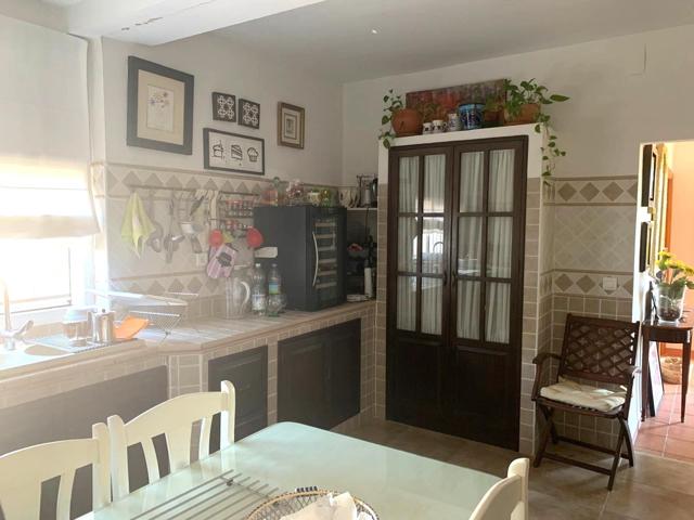 🌴 ¡TU OASIS PRIVADO TE ESTÁ ESPERANDO EN CASTILBLANCO DE LOS ARROYOS! 🏡💫 photo 0