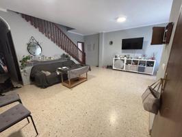 🏡 ¡Casa amplia en Guillena lista para entrar a vivir! photo 0
