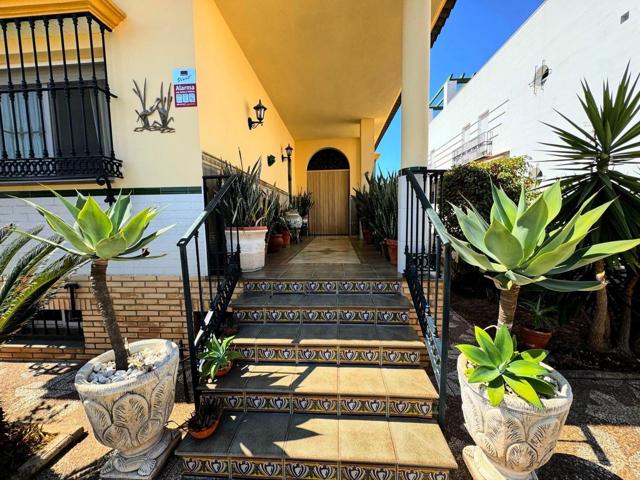 🌿 ¡Chalet con Encanto en Mazagón con Gran Parcela y Espacios Amplios!🌿 photo 0