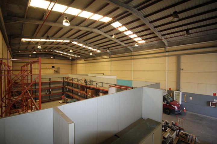 Nave Industrial en alquiler en Alhaurín de la Torre de 800 m2 photo 0