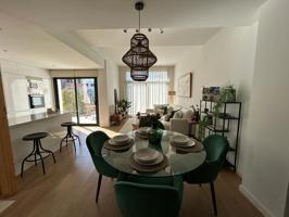 Adosado en venta en Alhaurín de la Torre de 194 m2 photo 0
