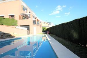 Casa - Chalet en alquiler en Benalmádena de 290 m2 photo 0
