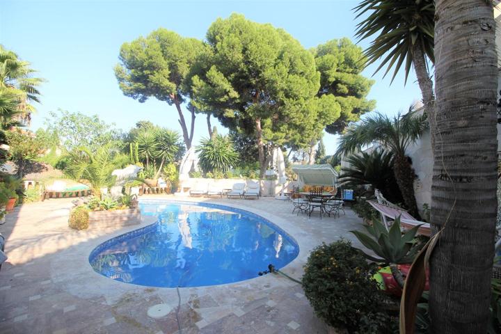 Casa - Chalet en venta en Torremolinos de 480 m2 photo 0
