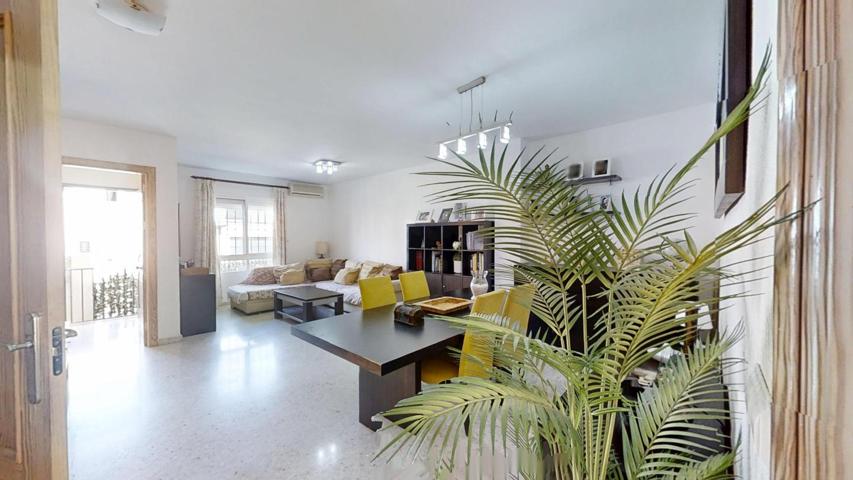 Adosado en venta en Alhaurín de la Torre de 190 m2 photo 0