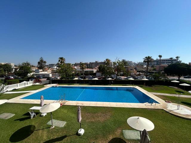 Piso en venta en Torremolinos de 123 m2 photo 0