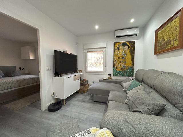 Piso en venta en Málaga de 72 m2 photo 0