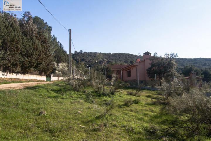 Parcelas urbanas cerca del pueblo photo 0