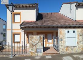 Chalet a estrenar, con parcela. photo 0