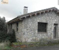 Chalet con parcela, para reformar. photo 0