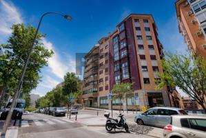 Piso En venta en Tetuán, Madrid photo 0
