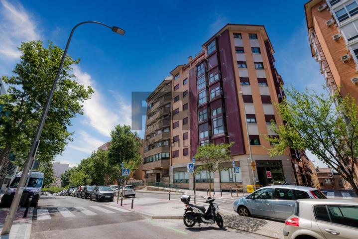 Piso En venta en Tetuán, Madrid photo 0