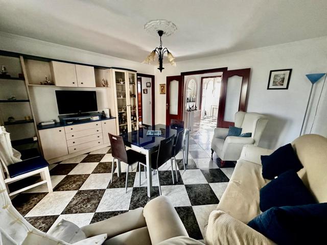 Piso En venta en Barriada - Corte Inglés, Cadiz photo 0