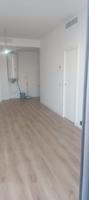 Estrena vivienda: 2 hab, garaje y piscina en Camas photo 0