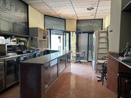 Oportunidad: local comercial con licencia de bar y terraza photo 0