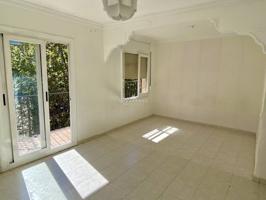 Piso rentable a la venta en Cerdanyola Sud photo 0