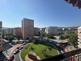 Espectacular ático de 143 m² con vistas al mar y montaña en Vía Europa photo 0